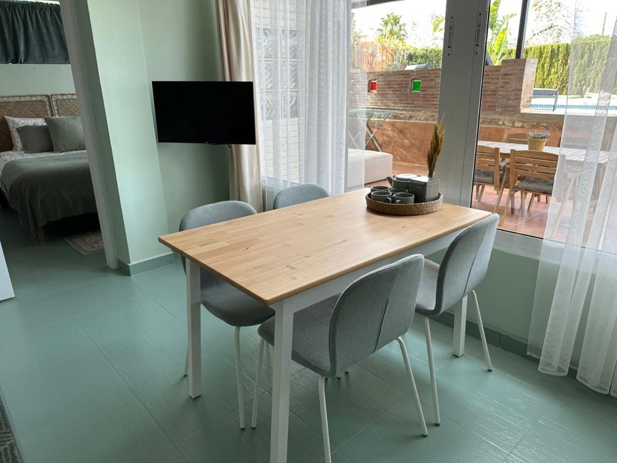 B&B Casa Oceo - Malaga - Andalusie Alhaurín de la Torre Dış mekan fotoğraf
